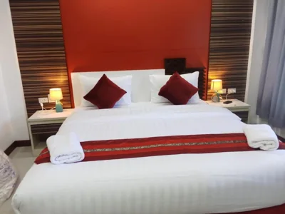 Patong Max Value Hotel – Photos 9