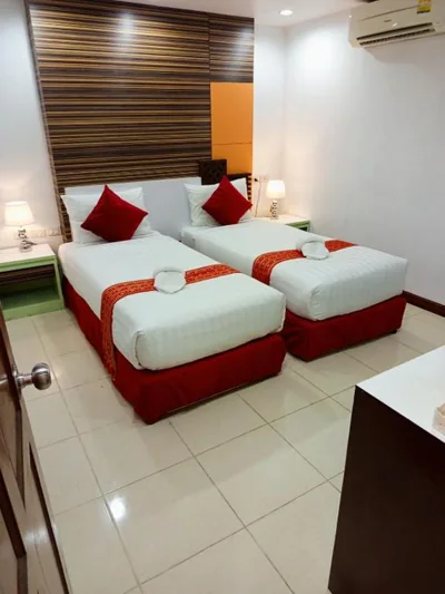 Chambre lits jumeaux Standard — Patong Max Value Hotel